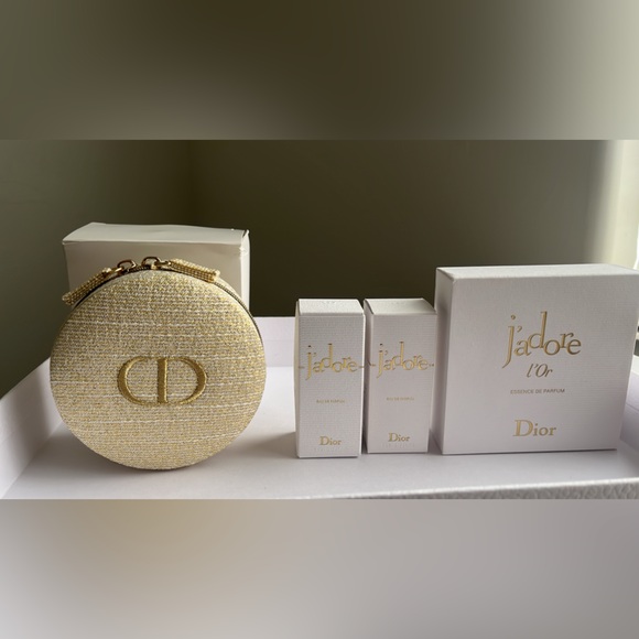 New, unused and AUTHENTIC Dior gift set. - Picture 3 of 7